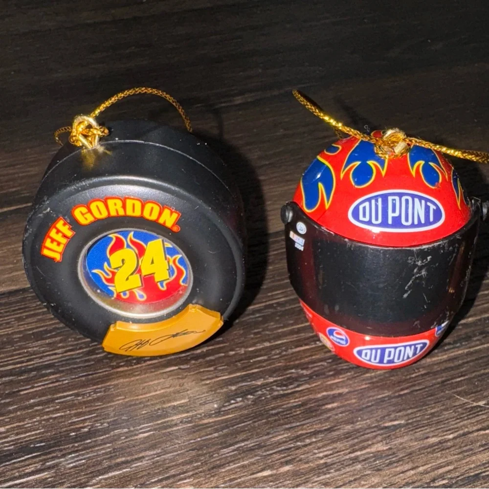 VINTAGE JEFF GORDON #24 CHRISTMAS TREE ORNAMENTS HELMET TIRE DISCONTINUED NASCAR